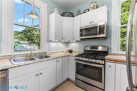 Kitchen - 4025 Weems Rd, Weems, VA 22576 photo 4 of 7