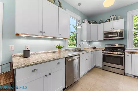 Kitchen - 4025 Weems Rd, Weems, VA 22576 photo 3 of 7