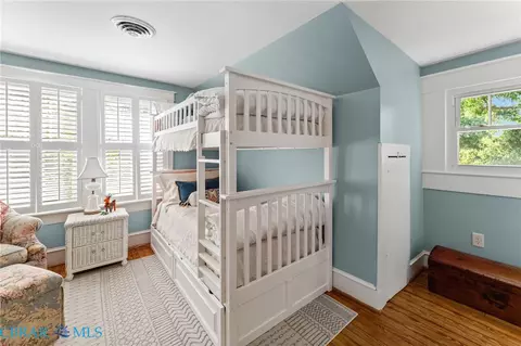 Bedroom - 4025 Weems Rd, Weems, VA 22576 photo 5 of 6
