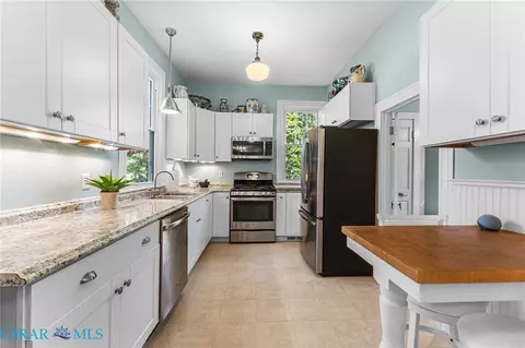 Kitchen - 4025 Weems Rd, Weems, VA 22576 photo 2 of 7
