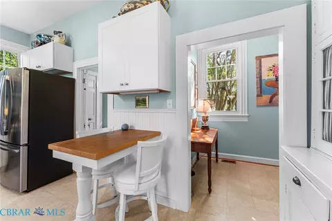 Kitchen - 4025 Weems Rd, Weems, VA 22576 photo 6 of 7