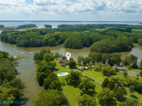 6640 Fields Landing Rd, Hayes, VA 23072