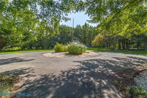 Exterior - 196 Landing Dr, Lancaster, VA 22503 photo 10 of 28