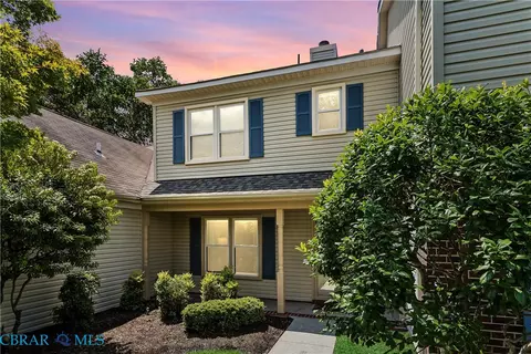 203 Alder Wood Dr, Hampton, VA 23666