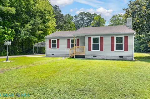 78 Hunts Rd, Port Haywood, VA 23138