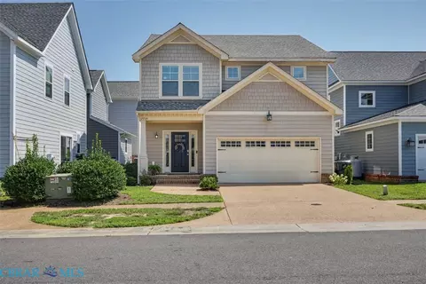 7739 Broadstairs Ln, New Kent, VA 23124