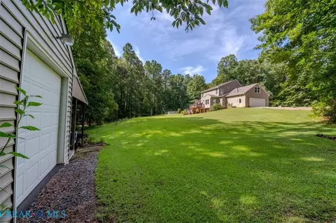 Exterior - 4872 Hunny Pot Ln, Gloucester, VA 23061 photo 12 of 12