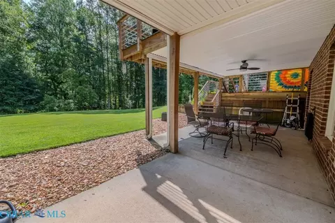 Exterior - 4872 Hunny Pot Ln, Gloucester, VA 23061 photo 4 of 12