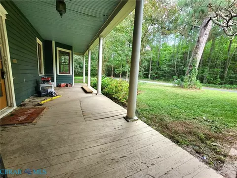 Exterior - 6477 Ware Neck Rd, Gloucester, VA 23061 photo 3 of 10