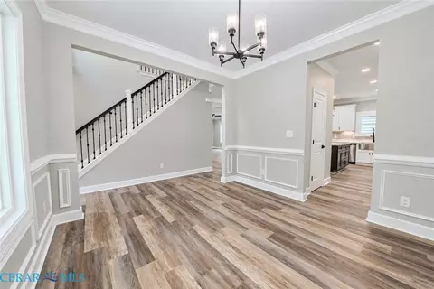 Entry Way - 7673 Riverwatch Dr, Gloucester, VA 23061 photo 2 of 4