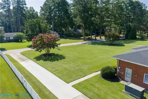 Exterior - 143 Watson Lndg, Saluda, VA 23149 photo 4 of 13