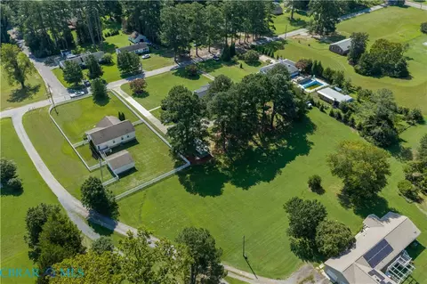 View/Area - 143 Watson Lndg, Saluda, VA 23149 photo 7 of 11