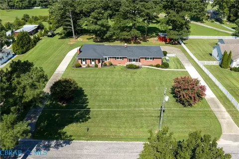 View/Area - 143 Watson Lndg, Saluda, VA 23149 photo 2 of 11