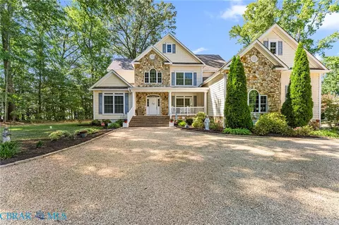 Exterior - 1226 Indiantown Rd, Weems, VA 22576 photo 2 of 6
