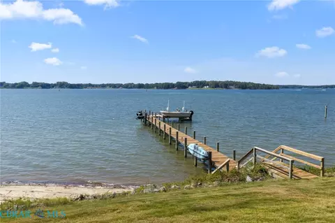 View/Area - 1226 Indiantown Rd, Weems, VA 22576 photo 6 of 9