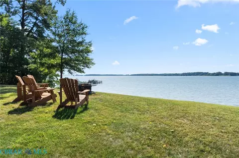 View/Area - 1226 Indiantown Rd, Weems, VA 22576 photo 3 of 9