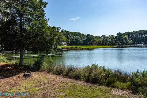 View/Area - 328 Bowline Rd, White Stone, VA 22578 photo 4 of 10