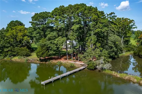 View/Area - 328 Bowline Rd, White Stone, VA 22578 photo 3 of 10