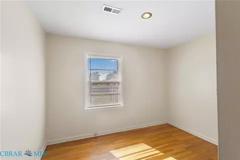 Bedroom - 612 N Hope St, Hampton, VA 23663 photo 1 of 5