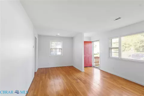 Living - 612 N Hope St, Hampton, VA 23663 photo 3 of 4
