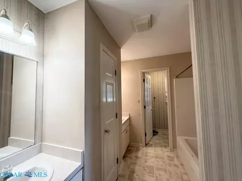 Bath - 316 Sunset Dr, Weems, VA 22576 photo 1 of 3