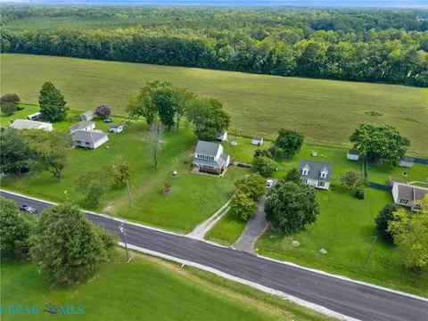 View/Area - 6949 Ark Rd, Gloucester, VA 23061 photo 4 of 5