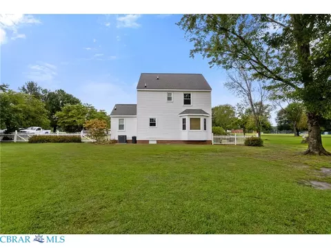 Exterior - 6949 Ark Rd, Gloucester, VA 23061 photo 8 of 9