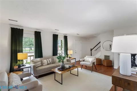 Living - 6949 Ark Rd, Gloucester, VA 23061 photo 2 of 2
