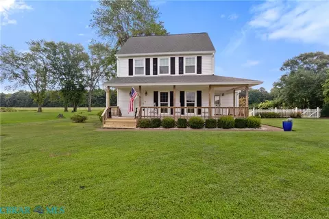 Exterior - 6949 Ark Rd, Gloucester, VA 23061 photo 2 of 9