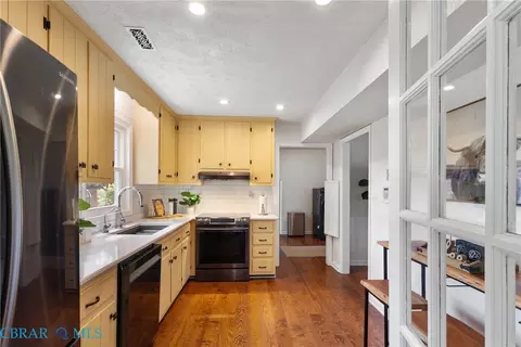 Kitchen - 6949 Ark Rd, Gloucester, VA 23061 photo 4 of 4