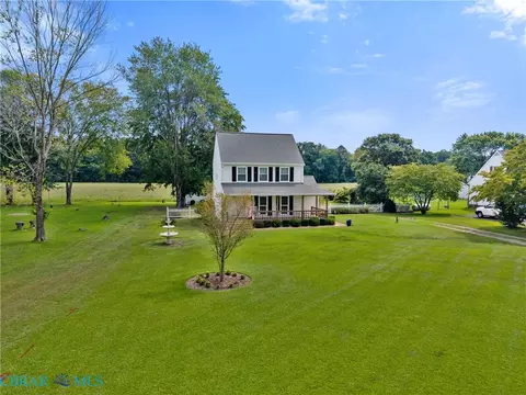 Exterior - 6949 Ark Rd, Gloucester, VA 23061 photo 1 of 9