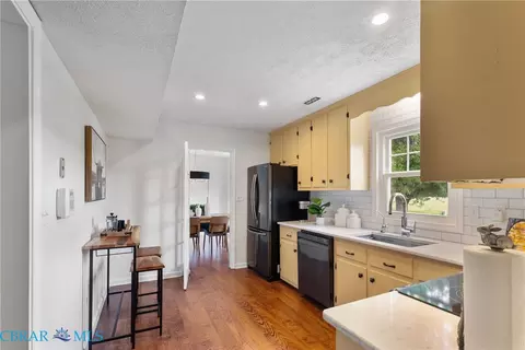 Kitchen - 6949 Ark Rd, Gloucester, VA 23061 photo 2 of 4
