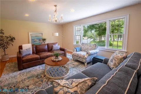 Living - 645 Blue Barn Rd, Wake, VA 23176 photo 4 of 7