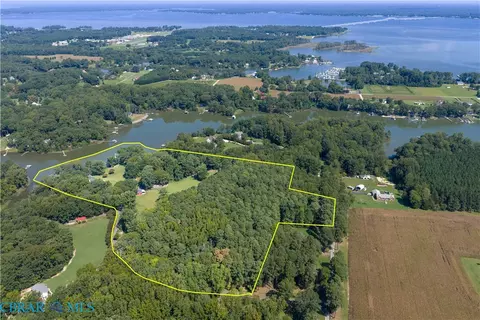 View/Area - 645 Blue Barn Rd, Wake, VA 23176 photo 1 of 9