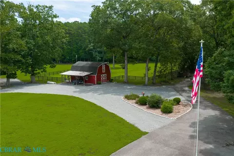 Exterior - 645 Blue Barn Rd, Wake, VA 23176 photo 8 of 10