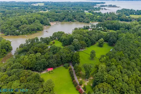 View/Area - 645 Blue Barn Rd, Wake, VA 23176 photo 7 of 9