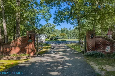 Exterior - 645 Blue Barn Rd, Wake, VA 23176 photo 2 of 10