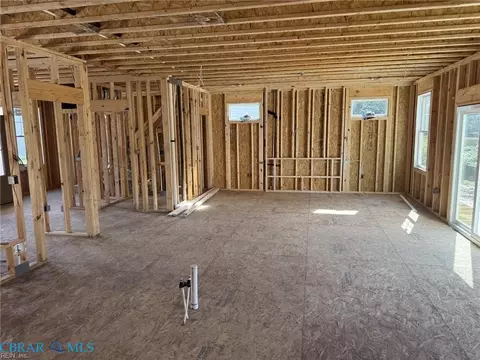 Entry Way - 6266 Kellys Pl, Gloucester, VA 23061 photo 2 of 2