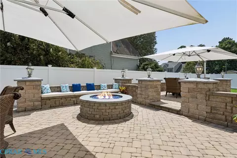 Exterior - 6962 Lakeside Dr, Hayes, VA 23072 photo 5 of 24