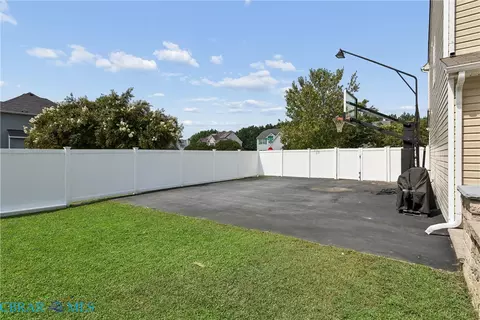 Exterior - 6962 Lakeside Dr, Hayes, VA 23072 photo 15 of 24