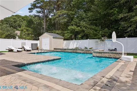Exterior - 6962 Lakeside Dr, Hayes, VA 23072 photo 11 of 24