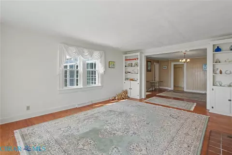 Living - 6557 Tappan Ln, Gloucester, VA 23061 photo 4 of 6
