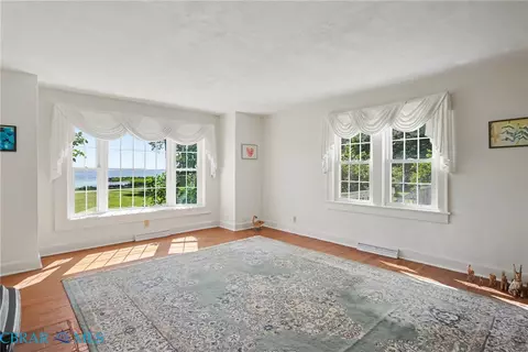 Living - 6557 Tappan Ln, Gloucester, VA 23061 photo 6 of 6