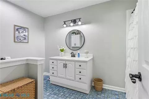 Bath - 4424 Hickory Fork Rd, Gloucester, VA 23061 photo 3 of 5