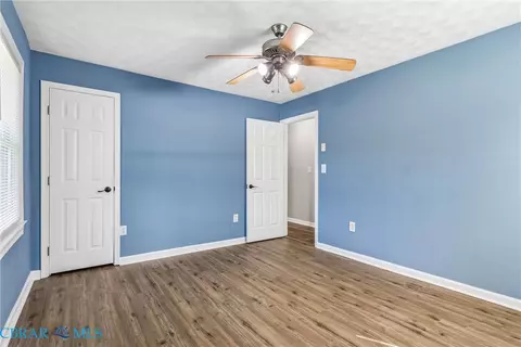Bedroom - 4424 Hickory Fork Rd, Gloucester, VA 23061 photo 2 of 5
