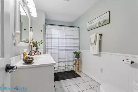 Bath - 4424 Hickory Fork Rd, Gloucester, VA 23061 photo 1 of 5