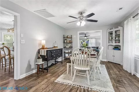Dining - 4424 Hickory Fork Rd, Gloucester, VA 23061 photo 6 of 7