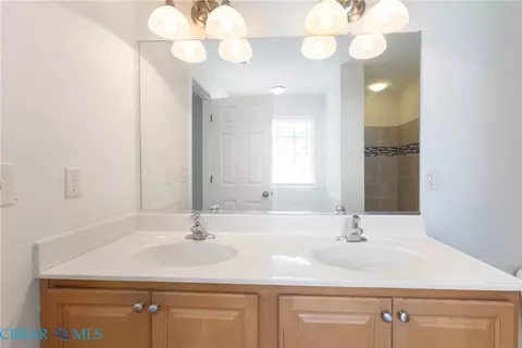 Bath - 7246 Jeanne Dr, Gloucester, VA 23061 photo 4 of 5