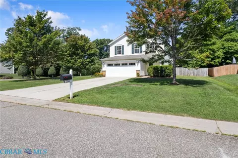 Exterior - 7246 Jeanne Dr, Gloucester, VA 23061 photo 2 of 10