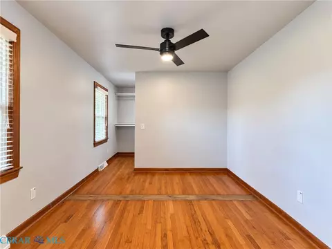 Bedroom - 186 Pine Hall Rd, Mathews, VA 23109 photo 2 of 6